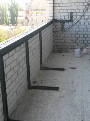Устройство наружных отливов при реконструкции балконов и лоджий в доме