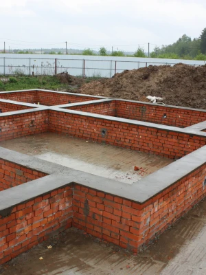 Устройство фундамента при реконструкции дома