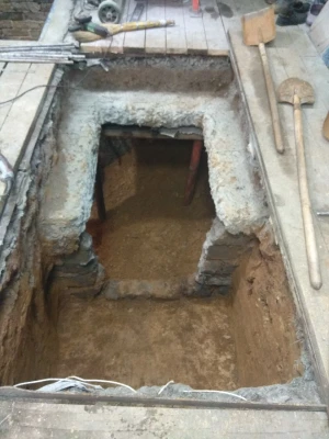 Устройство смотровой ямы в подвале фундамента